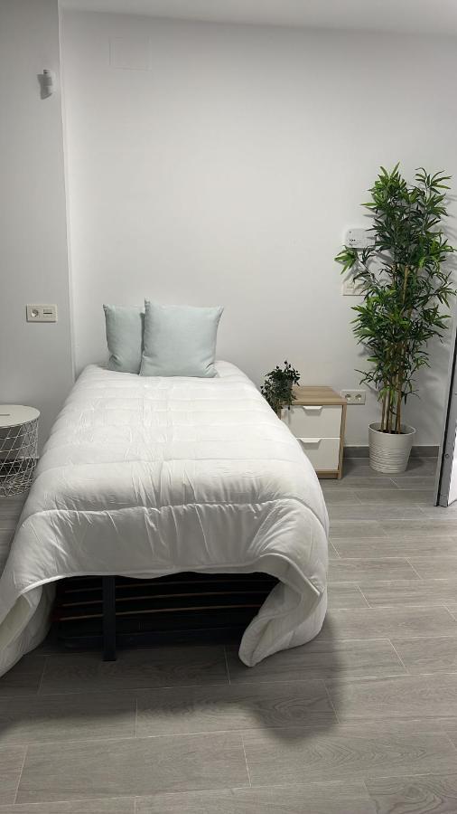 Balneario Pedregalejo Loft C Apartment Malaga Bagian luar foto